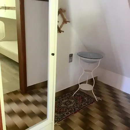 Apartma Lip Apartment *